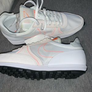 Nike DBreak-Type size 8.5 women